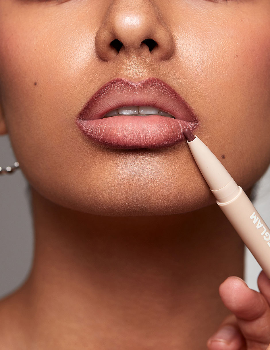 DELINEADOR LABIOS SHEGLAM SB2, BORGOÑA4